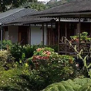 La Casa Del Suizo 3* Quito